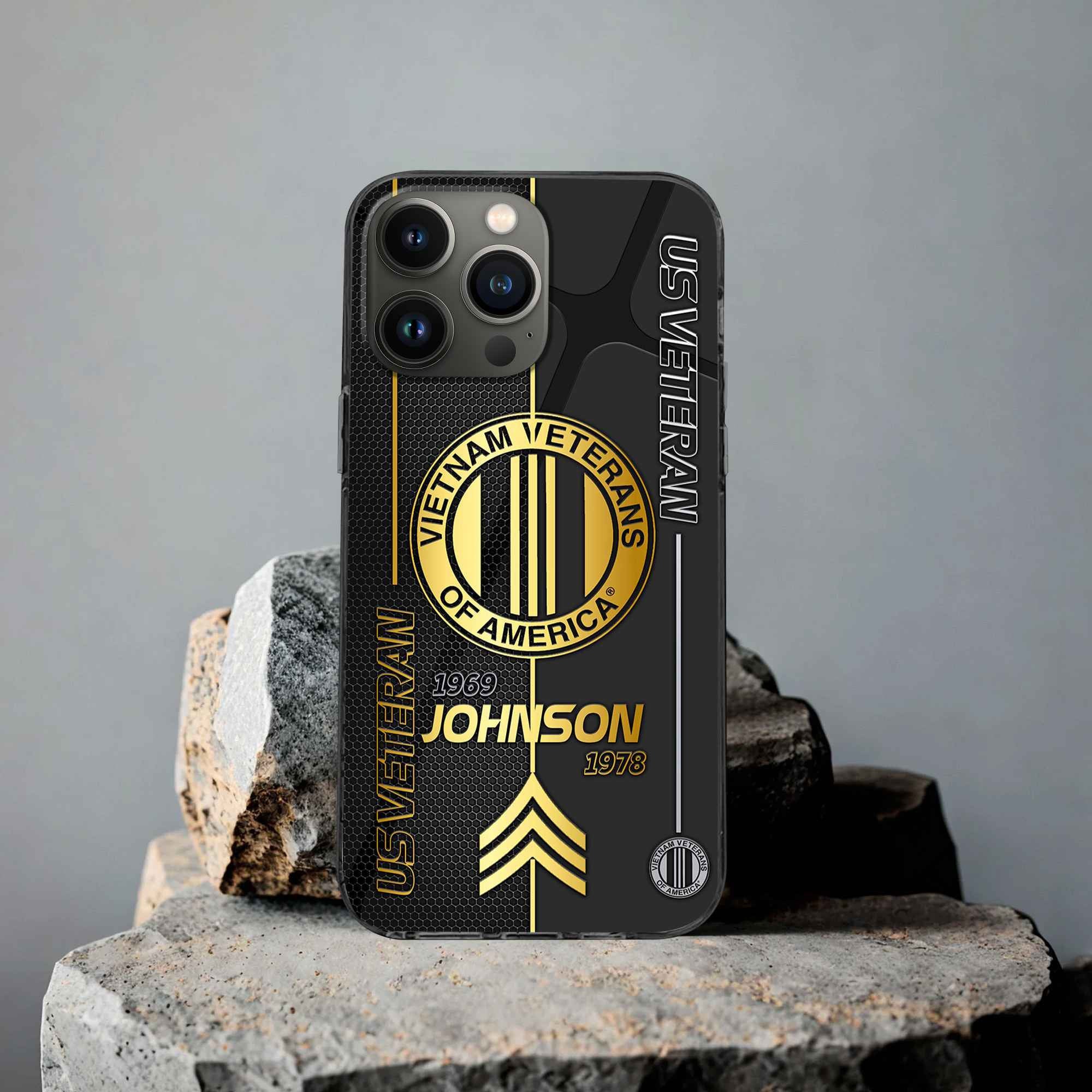 Unique Custom Name, Rank,Year Vietnam Veteran Phone Case VPVC502706, Gifts For Vietnam Veteran, Gifts For Dad, For Husband, Best Gifts On Father's Day, Independence Day, Veterans Day.
